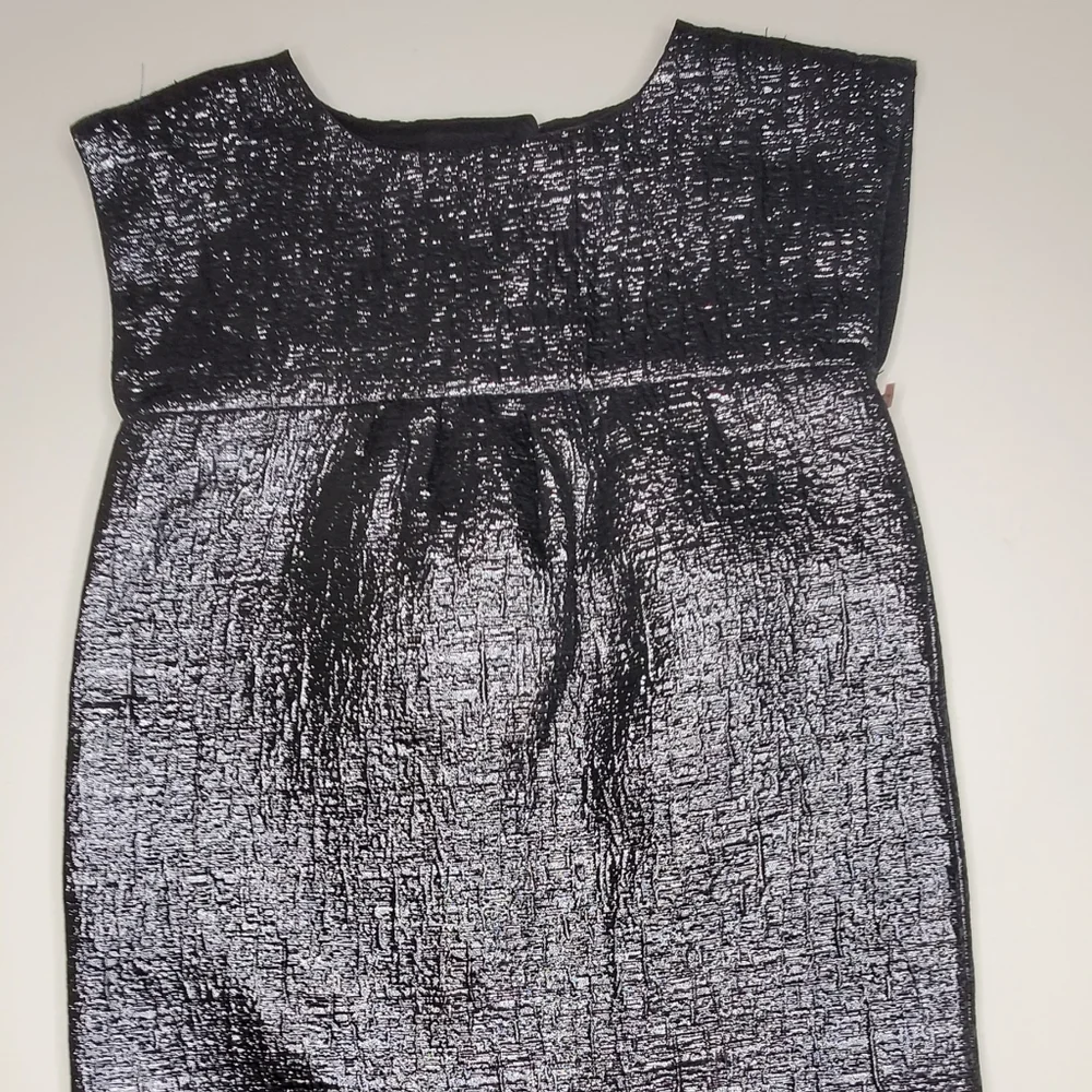 GAP metallic silver